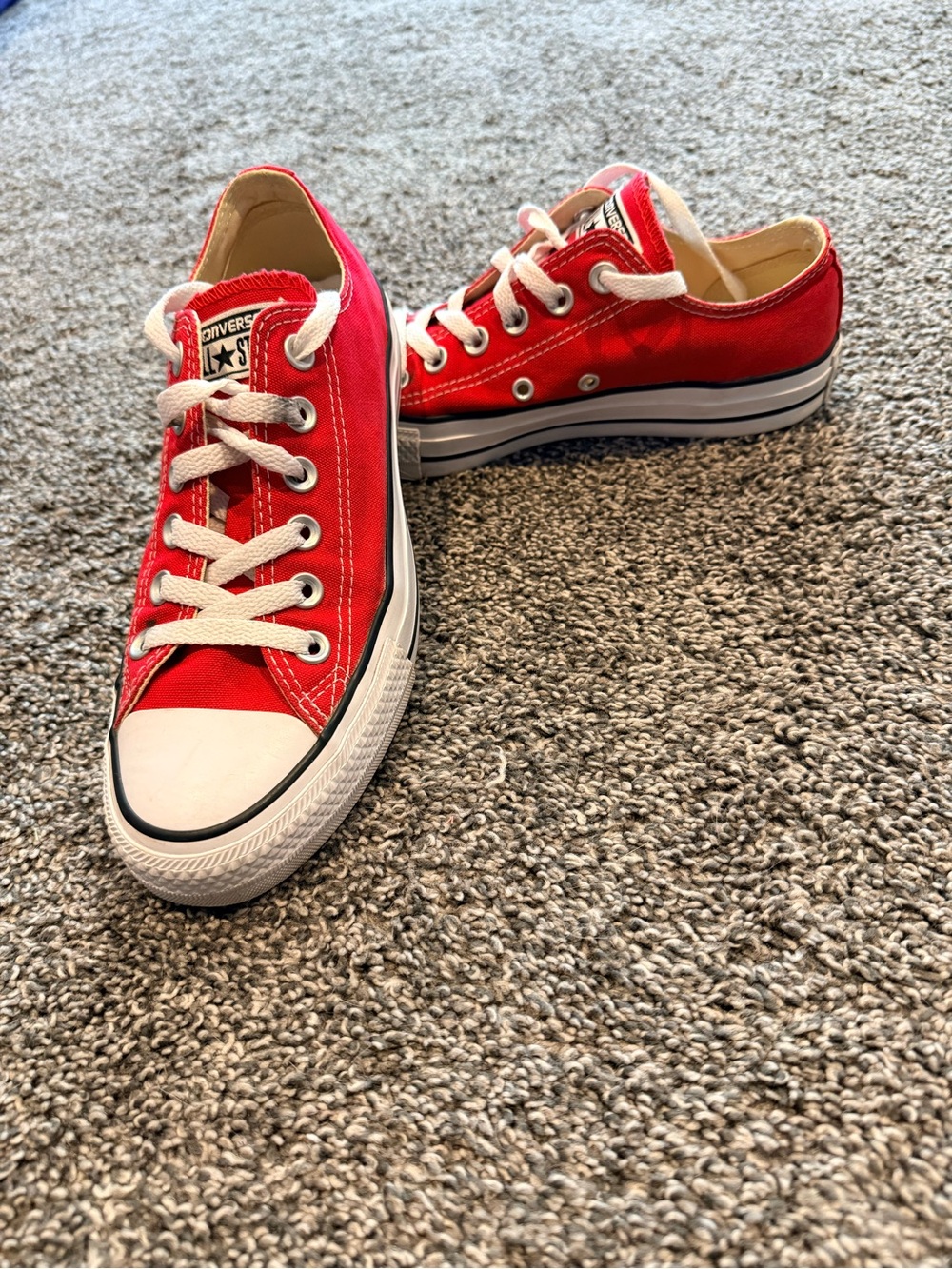 Size 5M/7W - Converse Chuck Taylor All Star Low Red Sneakers - M9696